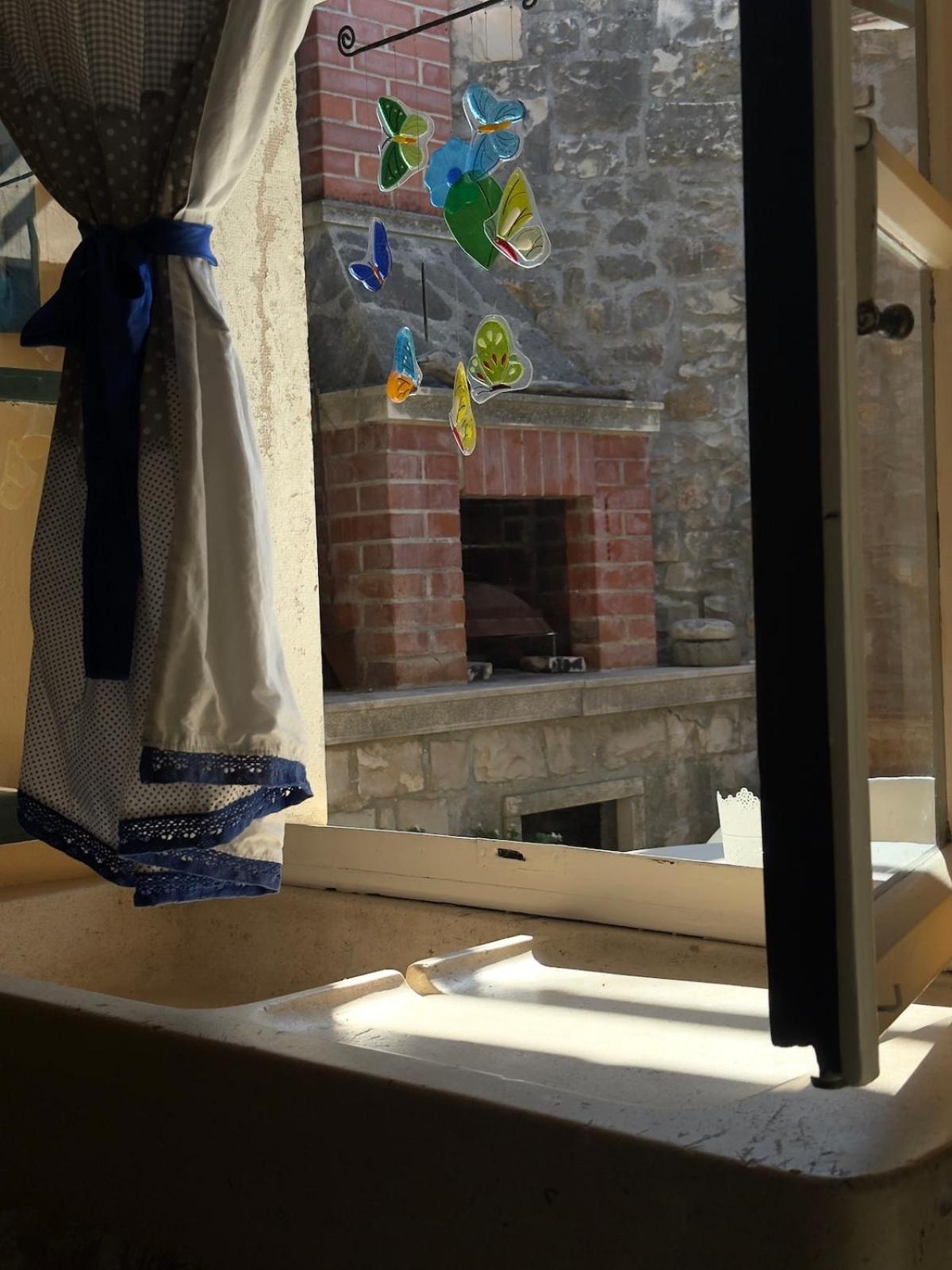 Visilo Stone House Villa Pucisca Exterior foto